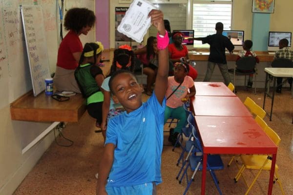 Manifezt-12-18-15-Youth-Tech-Class-1 Life Science Workshop at Little Haiti Optimist Club