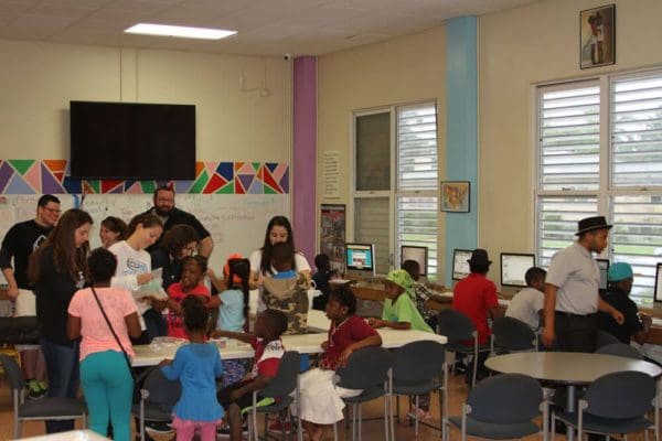 Manifezt-12-18-15-Youth-Tech-Class-12 Life Science Workshop at Little Haiti Optimist Club